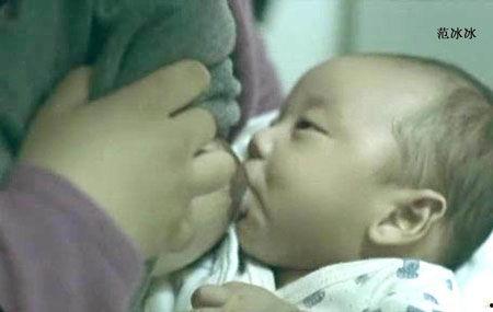 明星露奶图片,明星露奶事件回顾