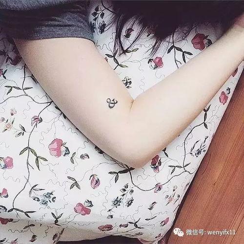 手腕有小纹身的网红,网红的独特魅力诠释”